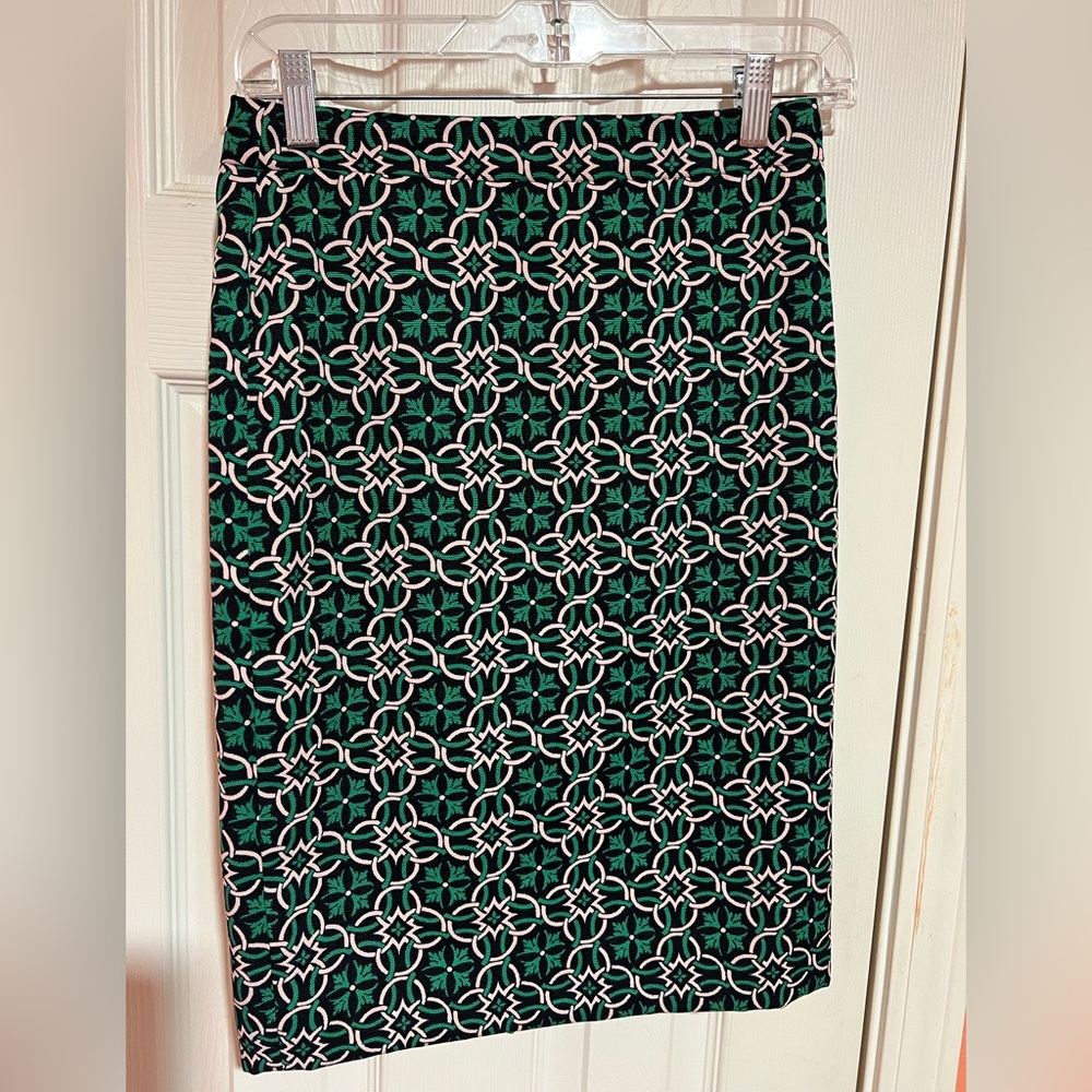 J. Crew Elegant Green Patterned Pencil Skirt Size 00